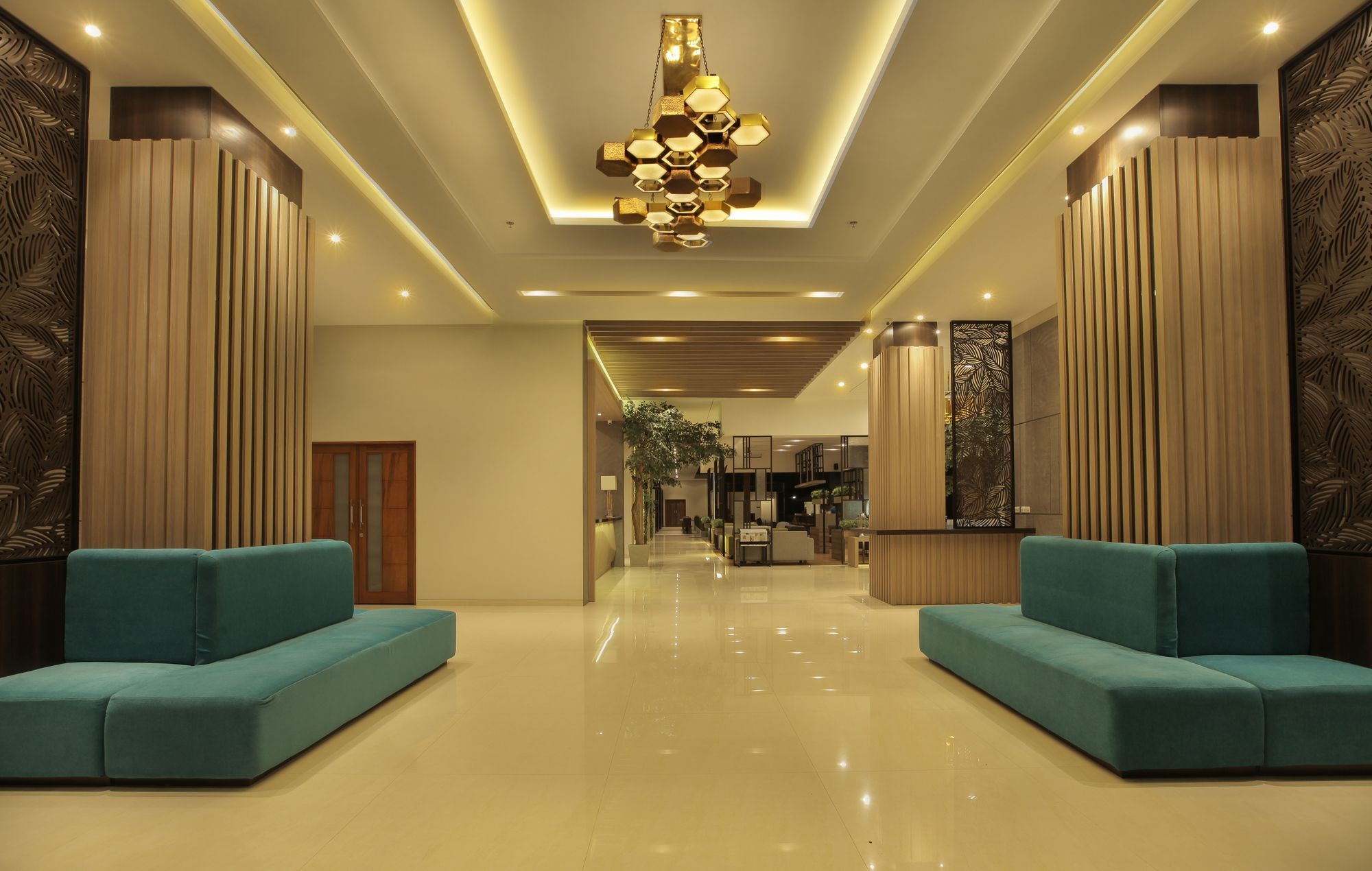 Montana Premier Senggigi Hotel Exterior foto